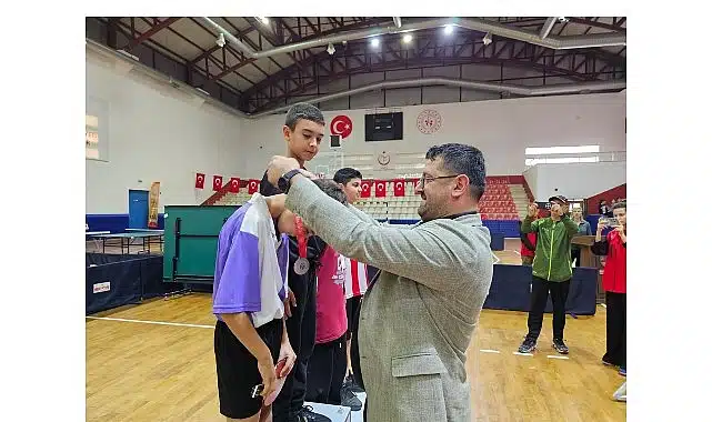Gölcük’te Atatürk Haftası Masa Tenisi Turnuvası Sona Erdi