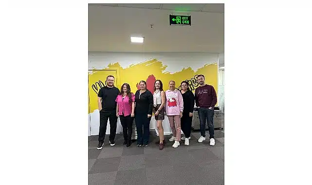 Horoz Lojistik’ten Pembe Ekim’e Destek: Meme Kanseri Farkındalık Semineri Düzenlendi