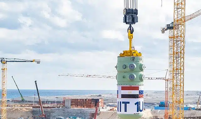 Rusya ve Mısır liderleri törene video konferansla katıldı