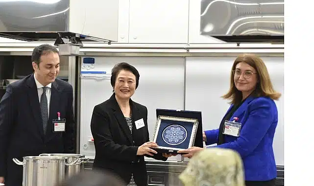 Türk mutfağı Japonya’da Women Üniversitesi müfredatına girmesi için büyük bir adım atıldı