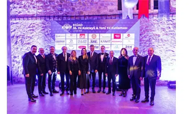 Başkan Tugay’dan genç iş insanlarına İzmir için kenetlenme çağrısı