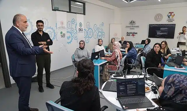 Canik’te Kadınlar Yapay Zekâ İle Geleceğe Hazırlanıyor