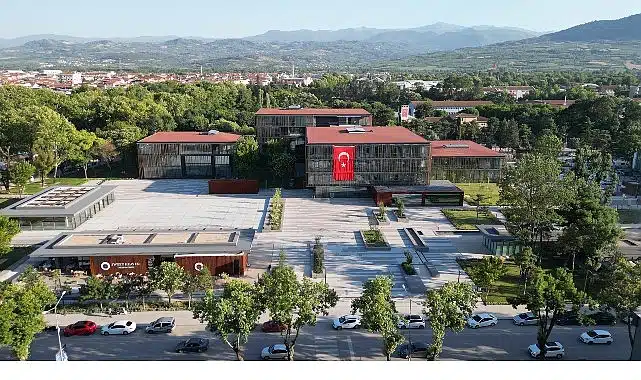 İnegöl Belediyesi’nden 457 Aileye 2 Milyon 285 Bin TL Isınma Yardımı