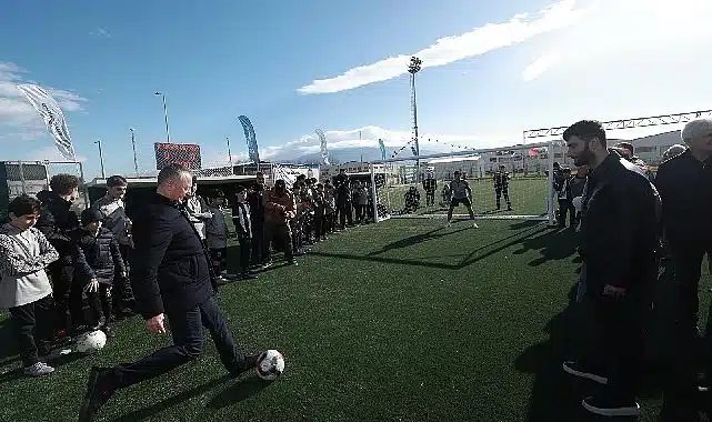 Büyükakın ‘Her gün yeni bir eserle kentimizi güzelleştiriyoruz’