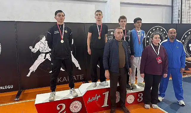 Kemer Belediyesi Karate takımından büyük başarı