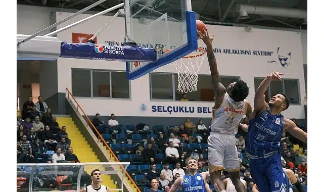 Büyükşehir Taraftarı Önünde Güldü