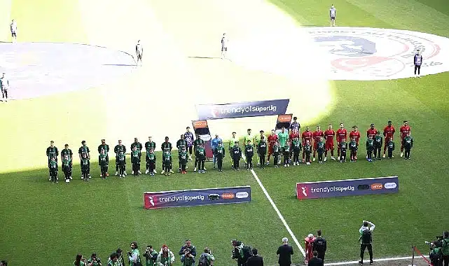 İyilik, Kocaeli Stadyumu’ndan yayıldı