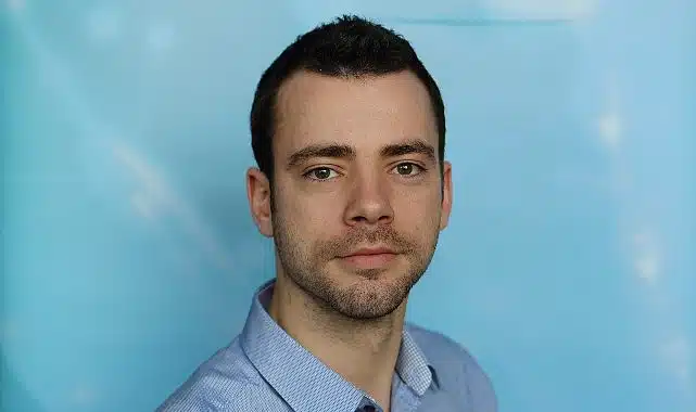 Önü aşk arkası casusluk