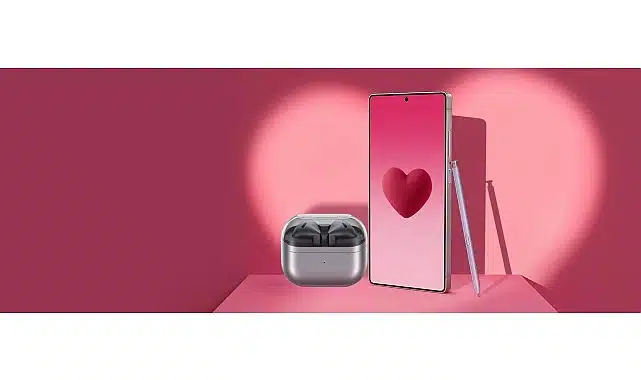 Samsung’dan sevgilinin tarzına tarz katacak hediye önerileri