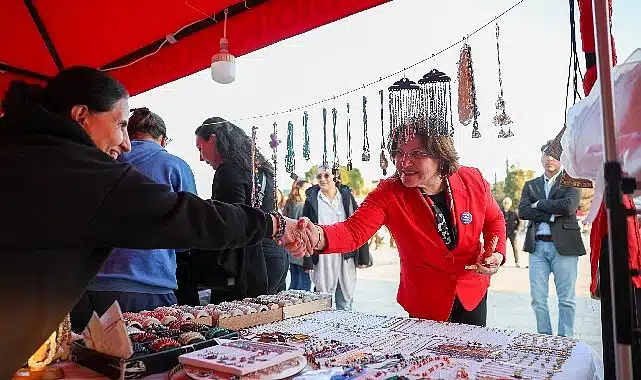 Didim’de Emekçi Kadınlar Pazarı Kent Meydanı’nda açıldı