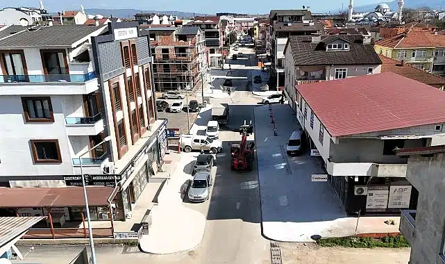 Kartepe İstasyon Mahallesi’nde hummalı çalışma