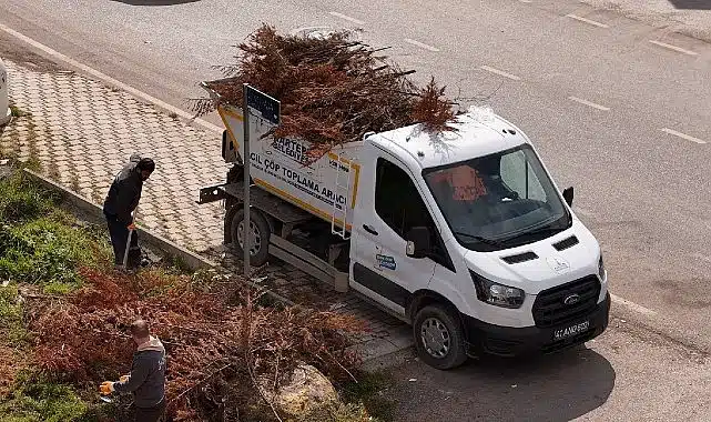 Kartepe’de Bayram Öncesi Kapsamlı Temizlik Dokunuşu