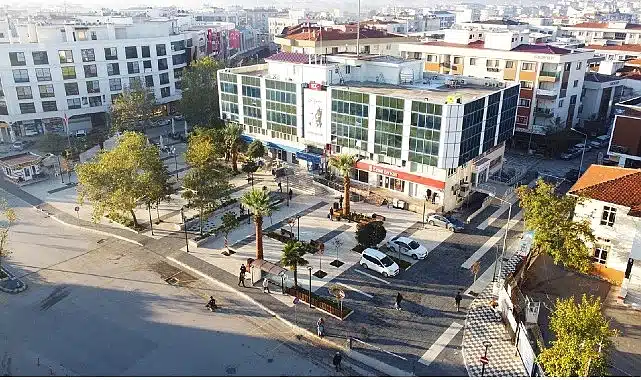 Muhtarlardan Başkan Çiçek’e Teşekkür