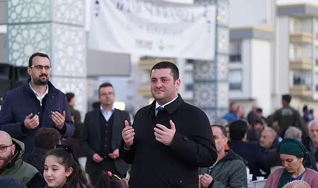 Torbalı Belediyesi’nden Atatürk Mahallesi’nde Ramazan Sofrası